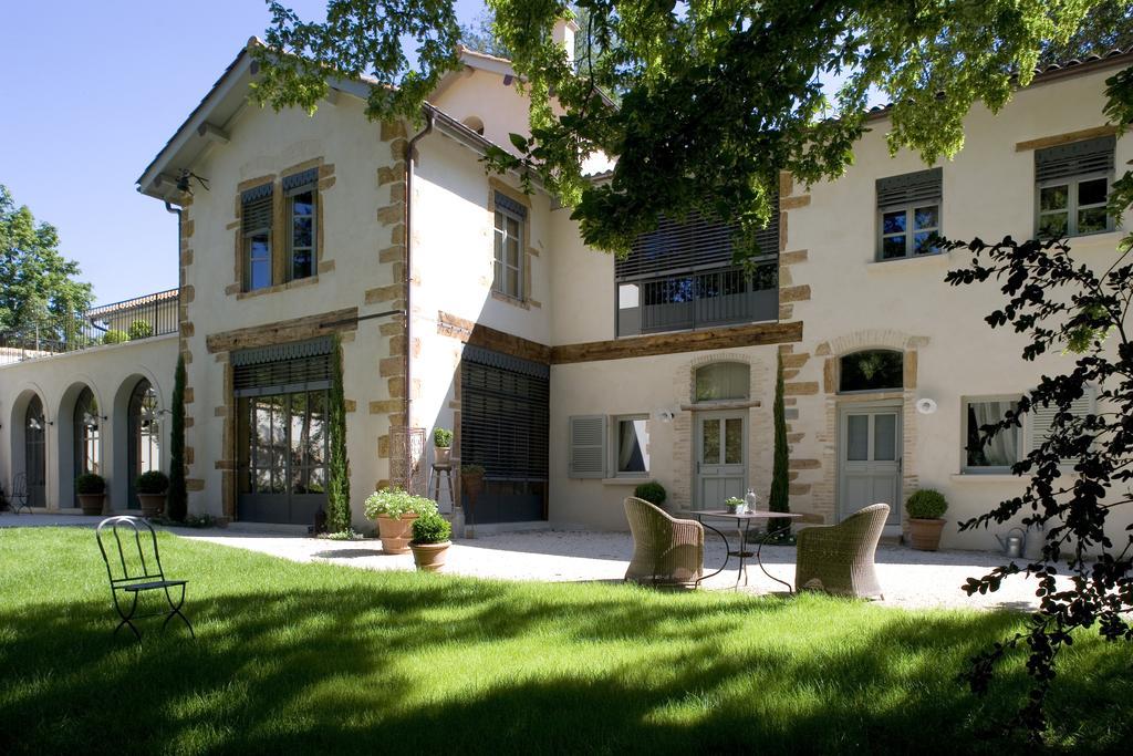 Les Hautes Bruyeres Ecully Exterior photo